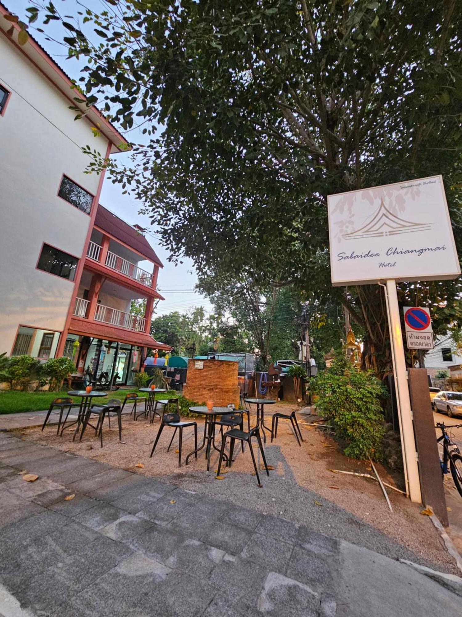 Sabaidee Chiangmai Hotel Sha Чиангмай Экстерьер фото